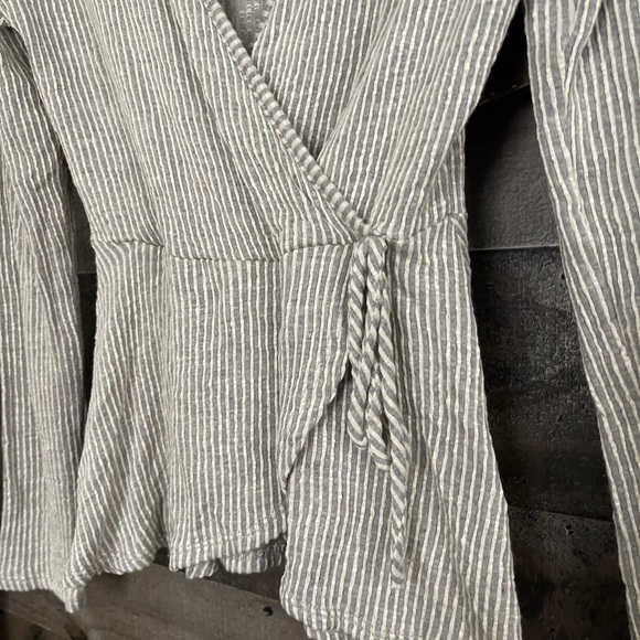 Faux Wrap Top Tie V Neck Pin Stripe Boho Preppy Minimalist Blouse - Picture 5 of 16